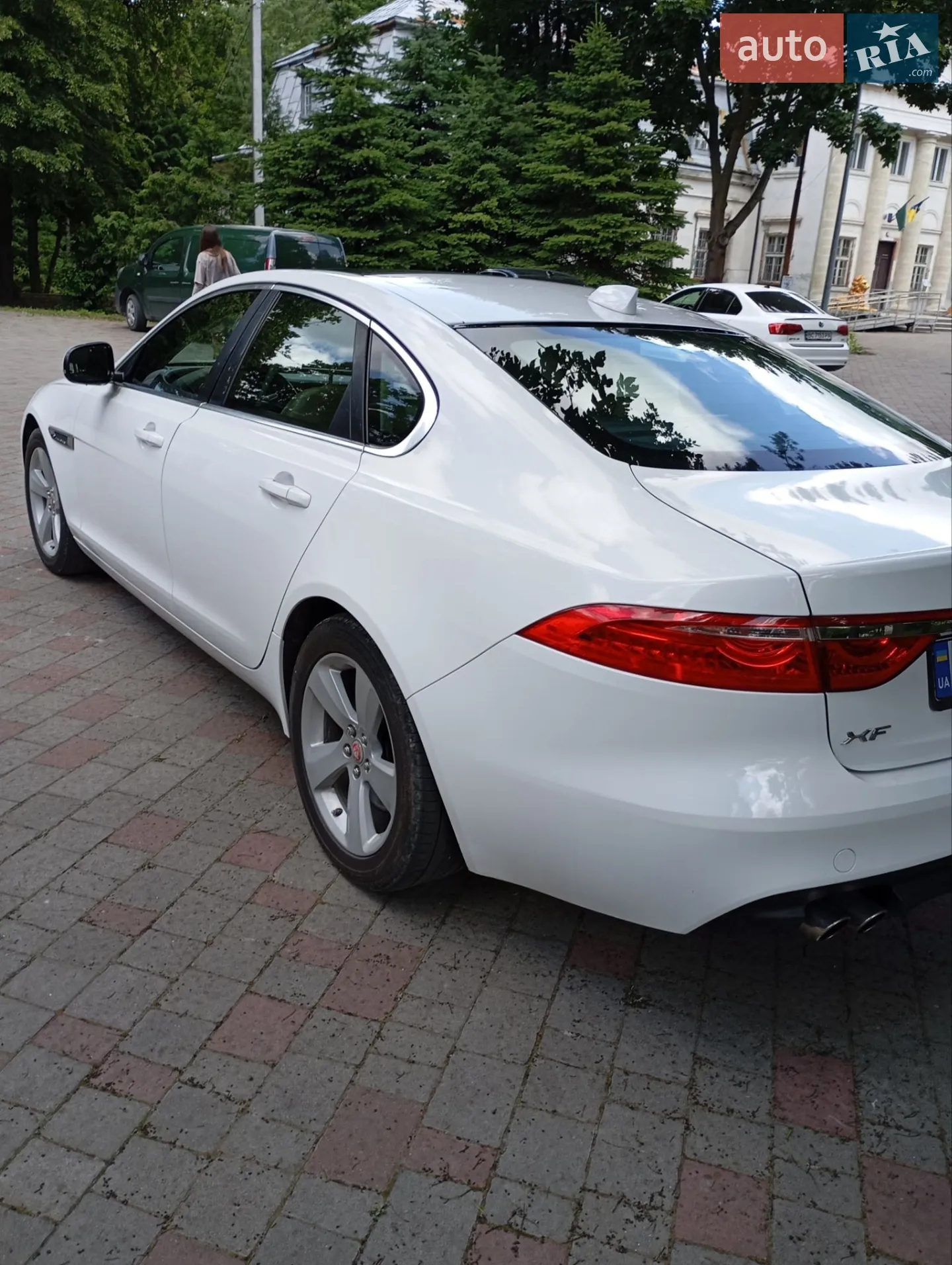 2016 Jaguar XF - мініатюра 9