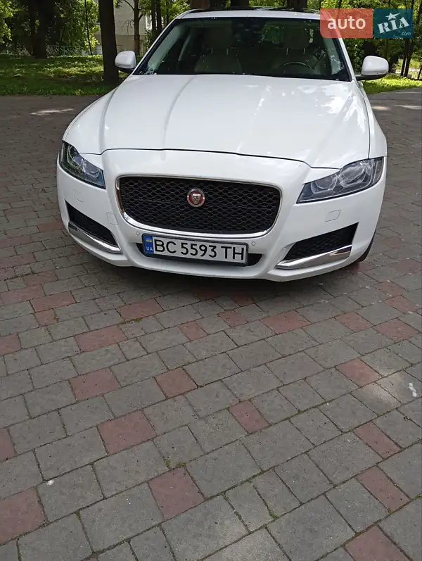 Jaguar XF