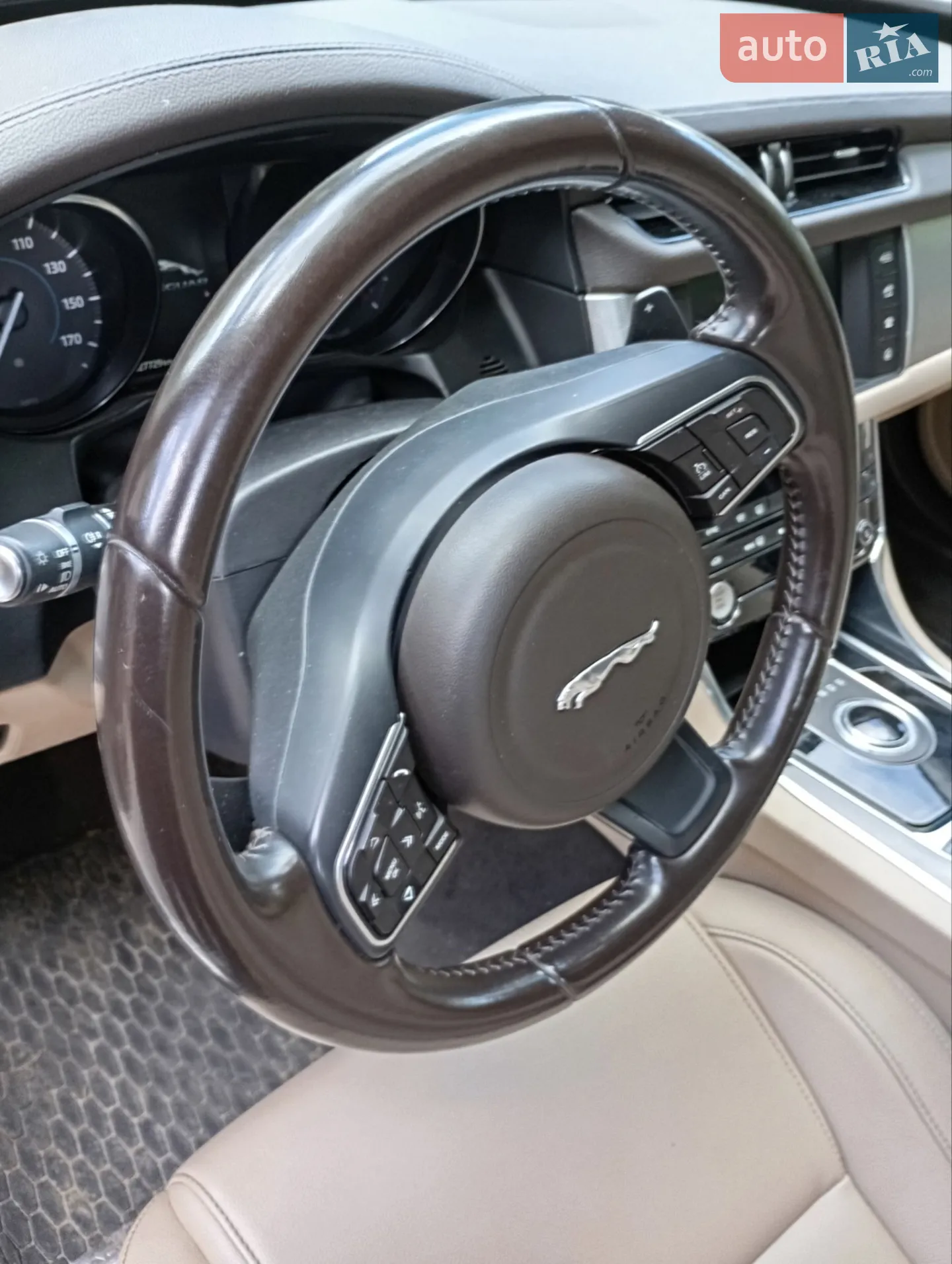 2016 Jaguar XF - мініатюра 15