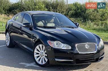 Седан Jaguar XF 2009 в Львове