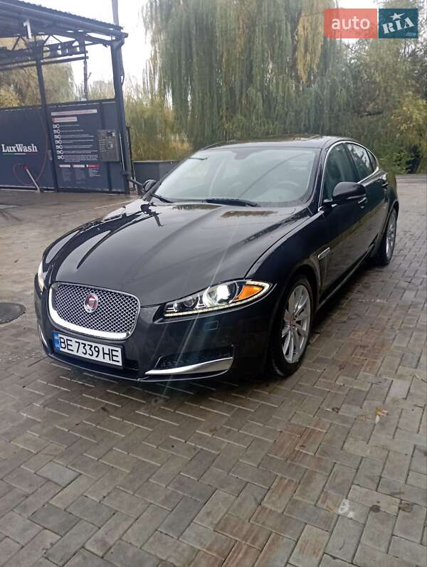 Jaguar XF 2013