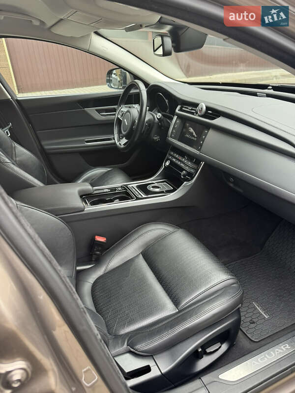 Седан Jaguar XF 2016 в Одесі фото 8 Седан Jaguar XF 2016 в Одесі