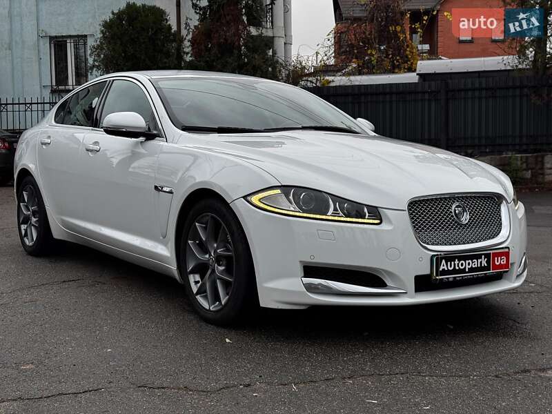 Седан Jaguar XF 2013 в Киеве фото 8 Седан Jaguar XF 2013 в Киеве
