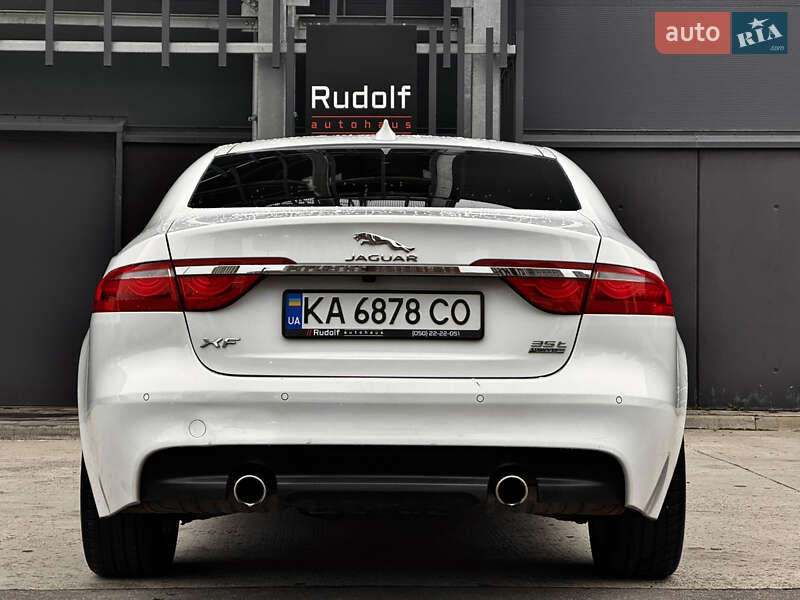 Седан Jaguar XF 2015 в Киеве фото 15 Седан Jaguar XF 2015 в Киеве
