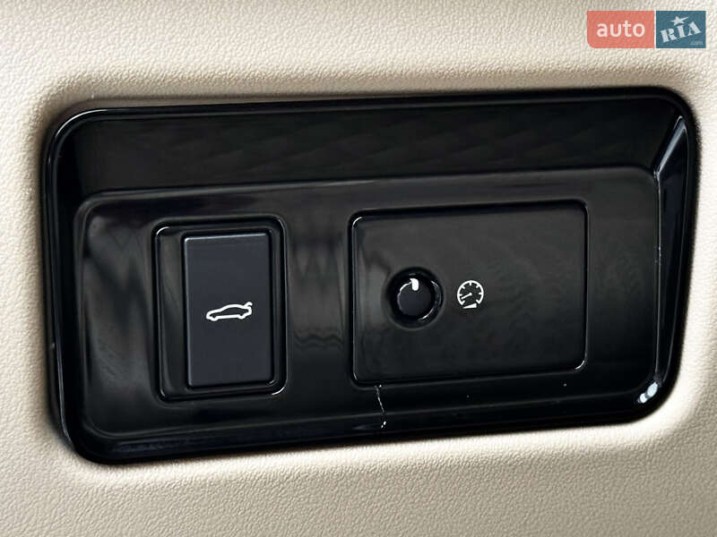 Седан Jaguar XF 2015 в Киеве фото 25 Седан Jaguar XF 2015 в Киеве