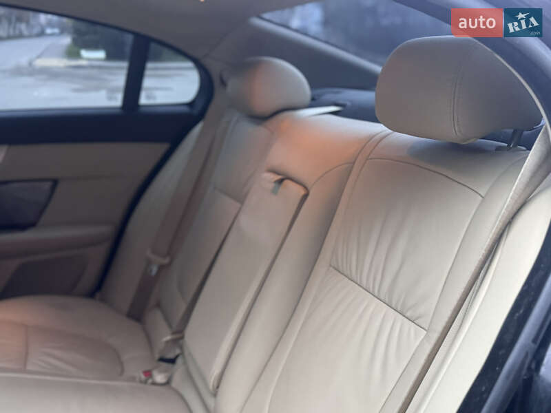 Седан Jaguar XF 2008 в Одессе