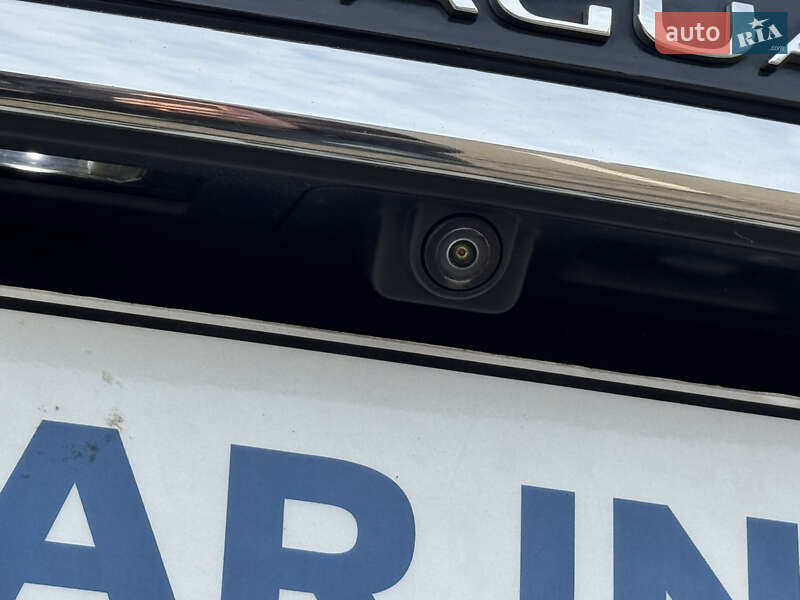 Седан Jaguar XF 2016 в Києві