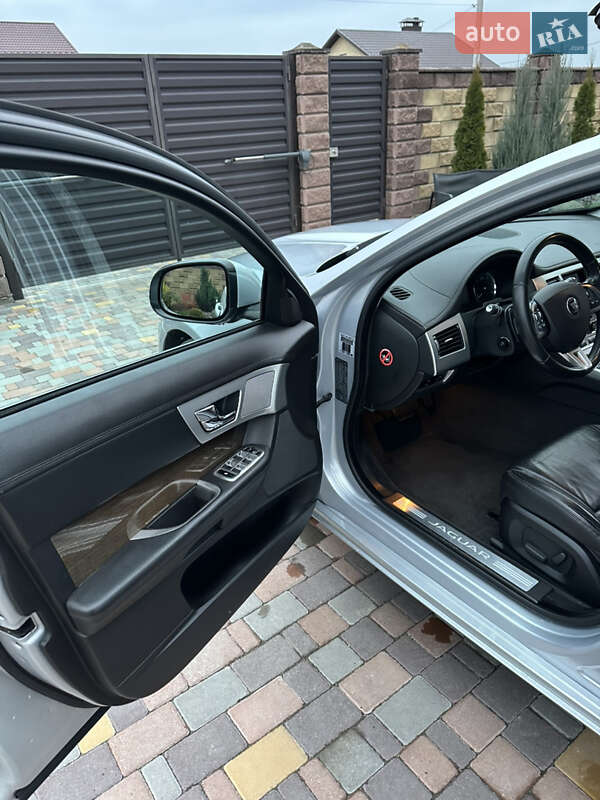 Універсал Jaguar XF 2015 в Житомирі фото 31 Універсал Jaguar XF 2015 в Житомирі