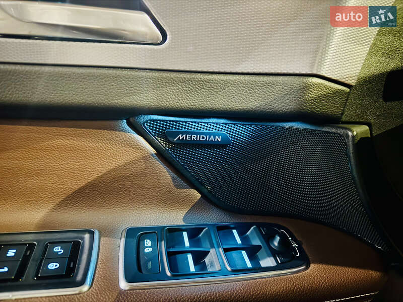 Седан Jaguar XF 2015 в Києві