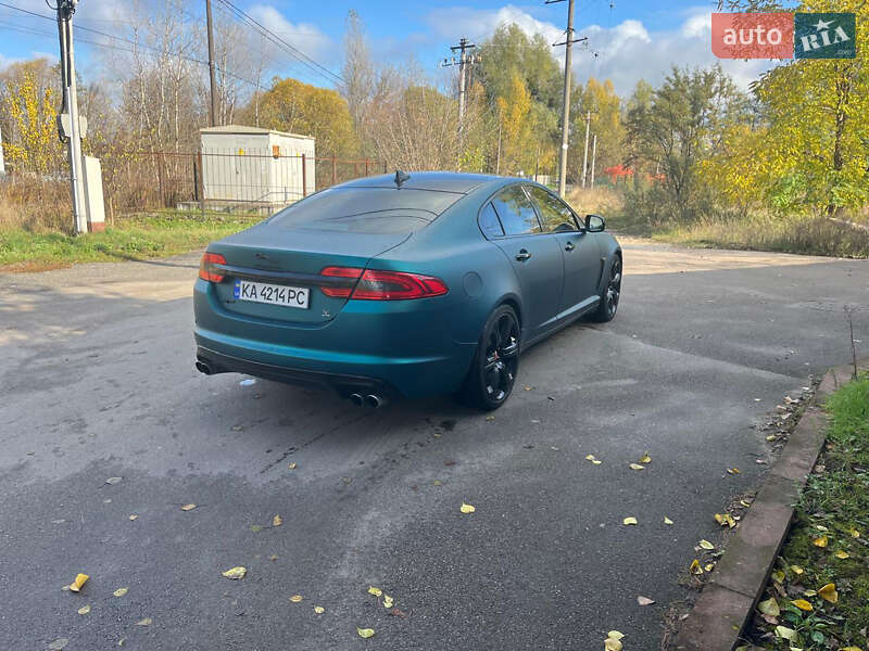 Седан Jaguar XF 2014 в Києві