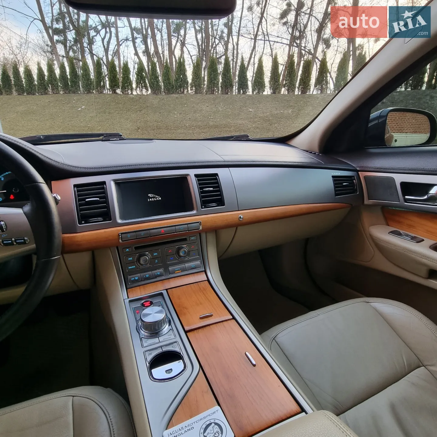 2011 Jaguar XF - мініатюра 17