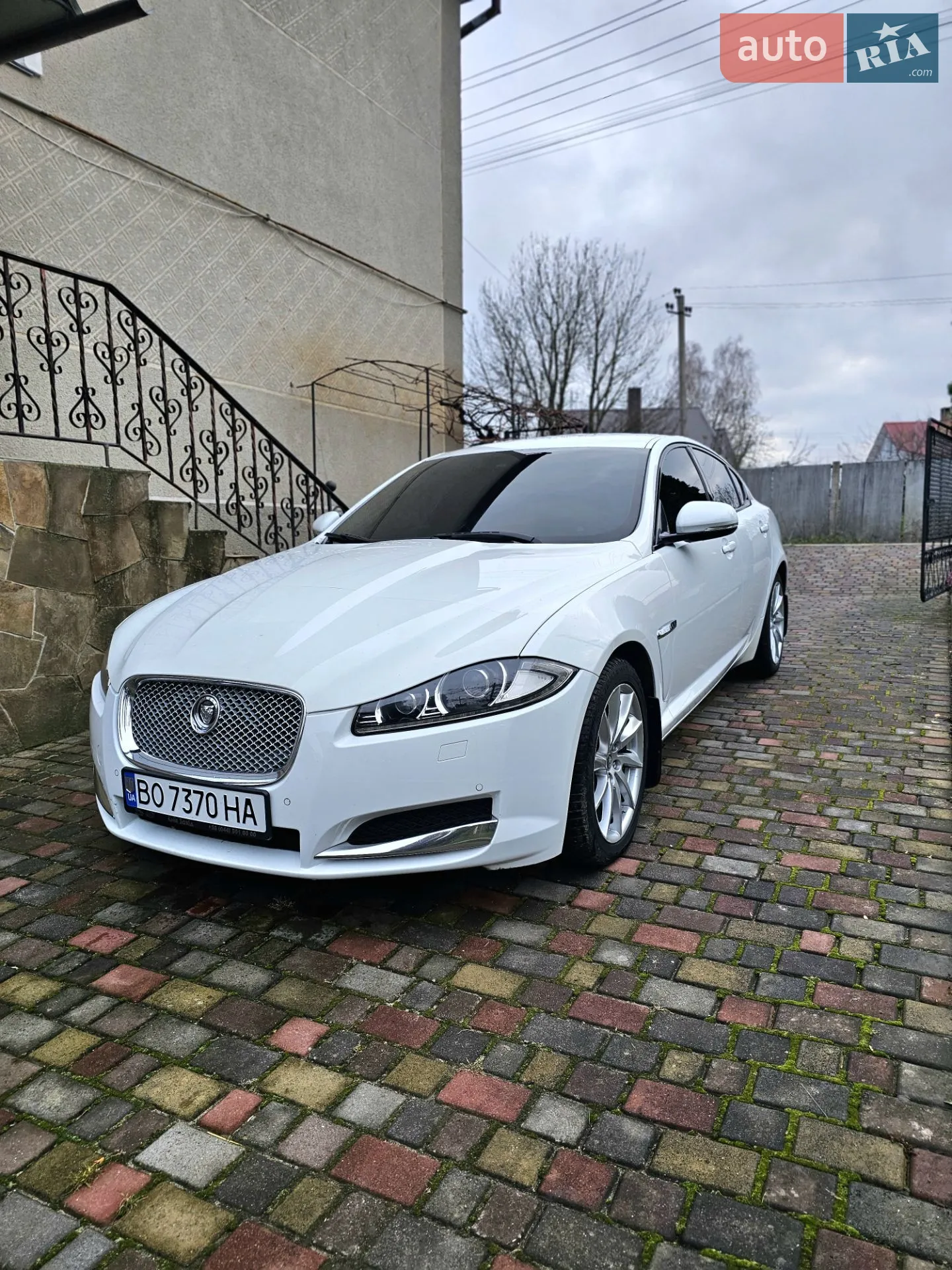 2012 Jaguar XF - мініатюра 5