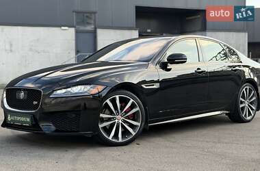 Седан Jaguar XF 2015 в Киеве