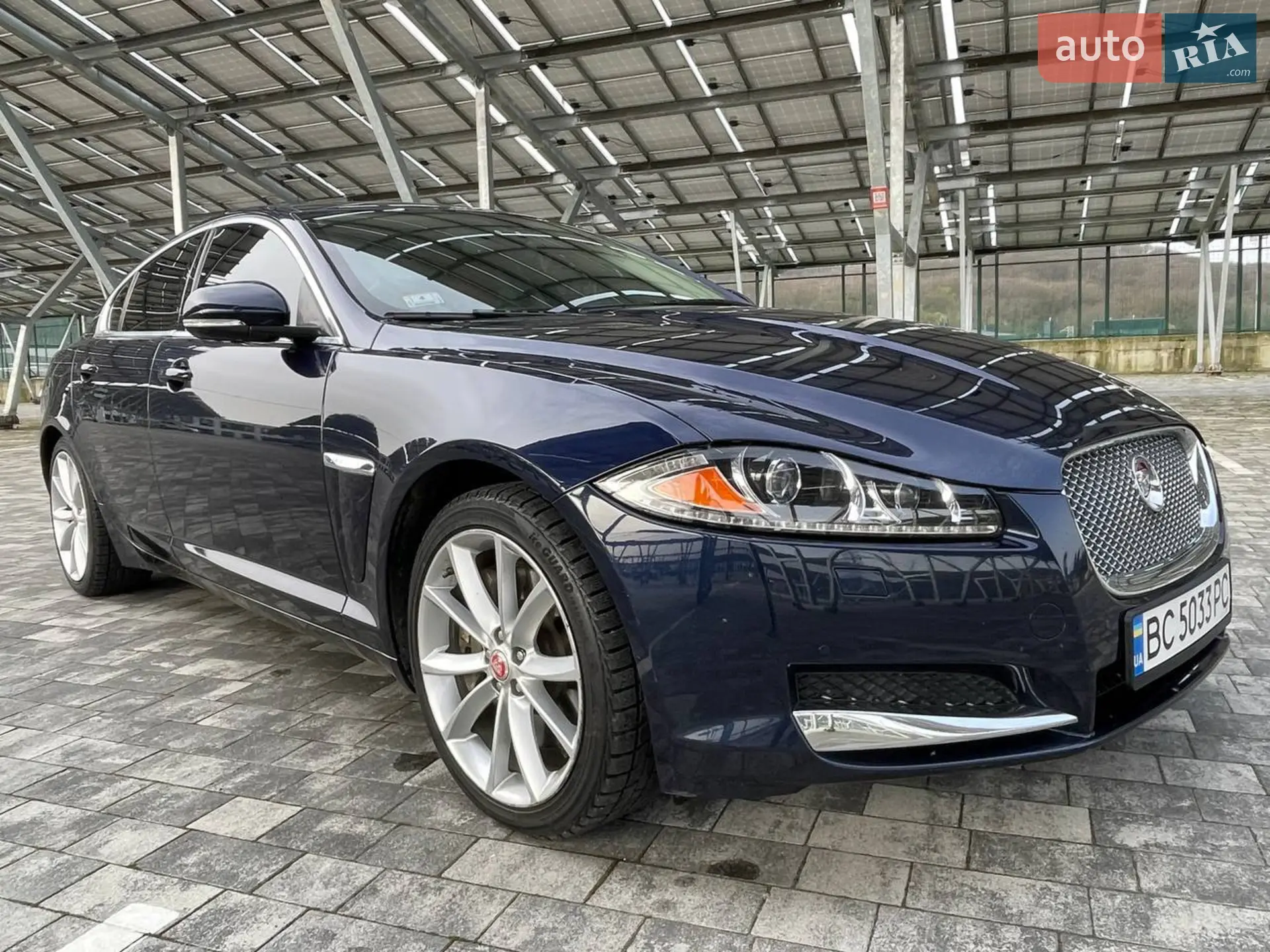 2014 Jaguar XF - мініатюра 3