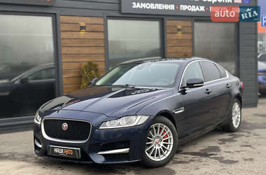 Седан Jaguar XF 2017 в Шептицькому