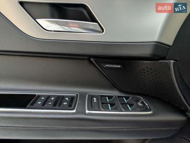 Седан Jaguar XF 2016 в Млинове фото 58 Седан Jaguar XF 2016 в Млинове