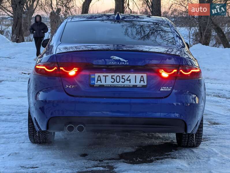 Седан Jaguar XF 2016 в Млинове фото 95 Седан Jaguar XF 2016 в Млинове