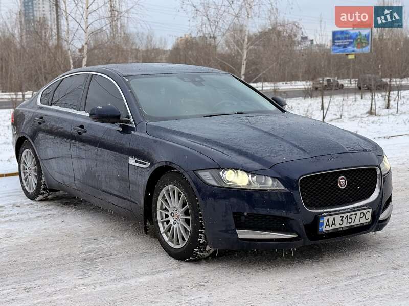 Jaguar XF 2016