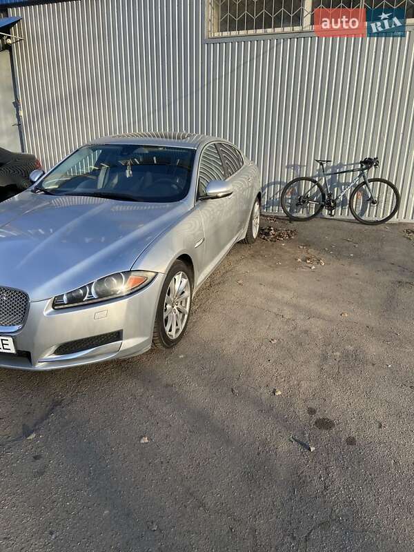 Jaguar XF 2013
