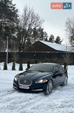 Седан Jaguar XF 2013 в Киеве