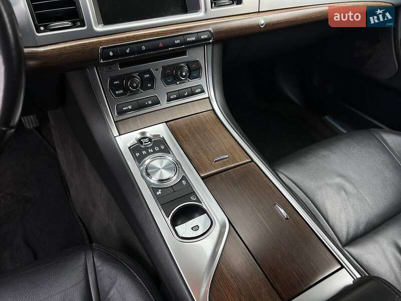 Седан Jaguar XF 2013 в Одессе фото 21 Седан Jaguar XF 2013 в Одессе