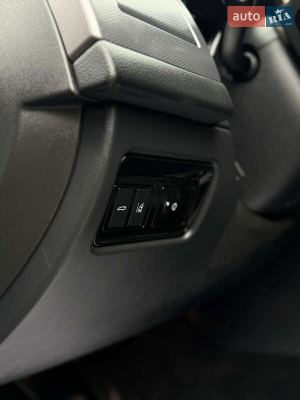 Универсал Jaguar XF 2018 в Бурштыне фото 34 Универсал Jaguar XF 2018 в Бурштыне