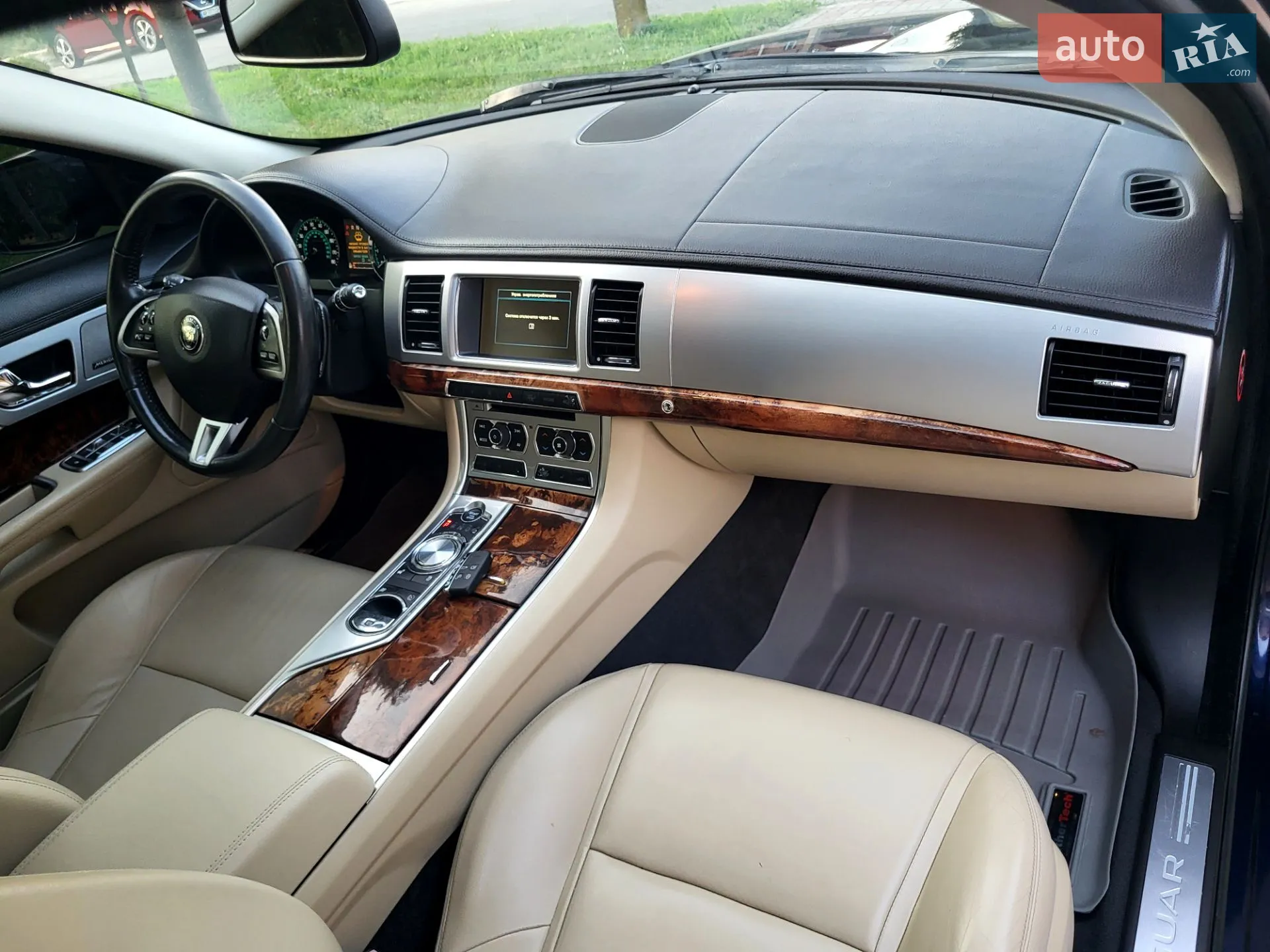 2013 Jaguar XF - мініатюра 14