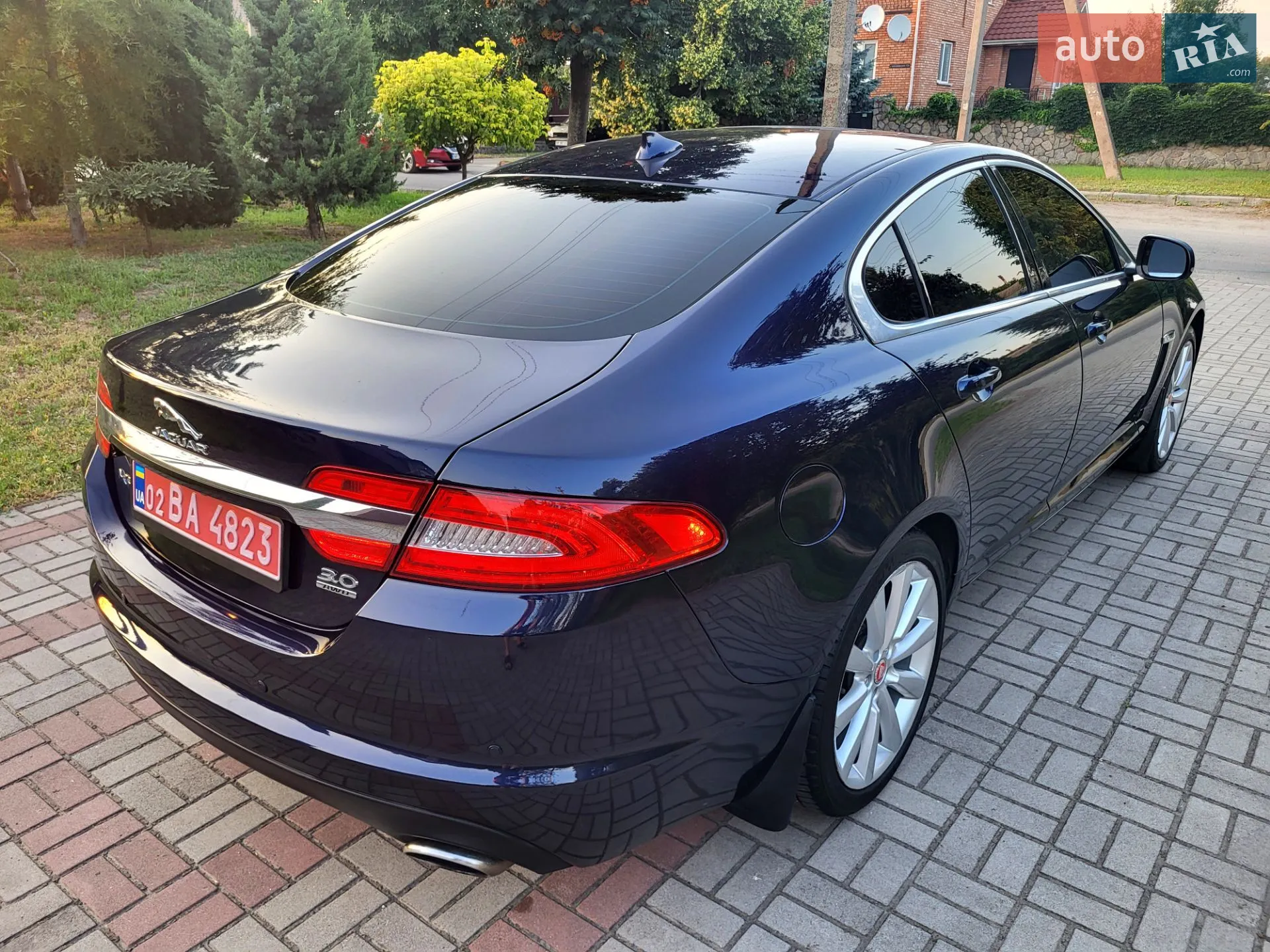 2013 Jaguar XF - мініатюра 18