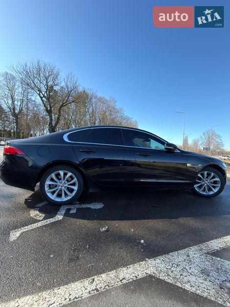 Седан Jaguar XF 2019 в Виннице