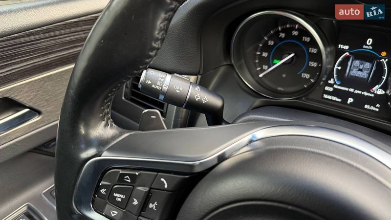 Седан Jaguar XF 2015 в Киеве