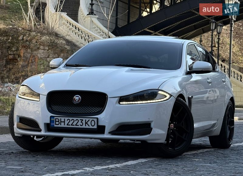 Jaguar XF 2014