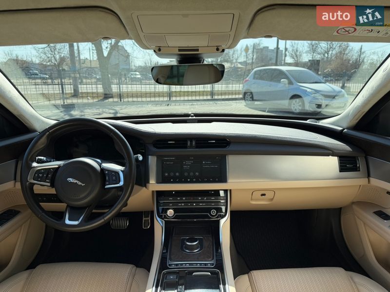 Седан Jaguar XF 2019 в Харкові