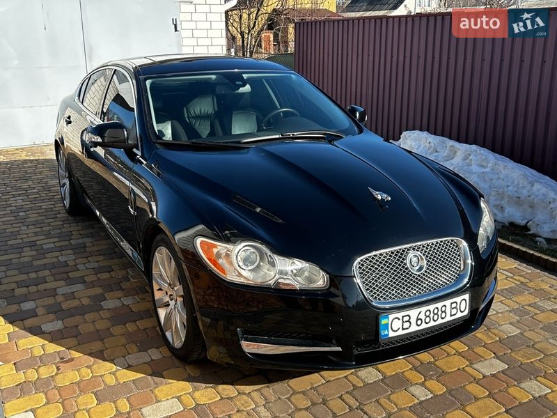 Седан Jaguar XF 2008 в Нежине