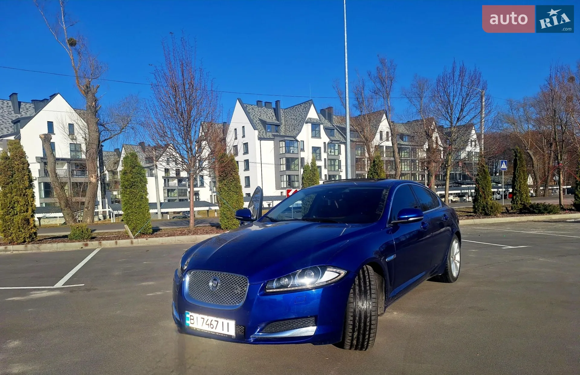 2015 Jaguar XF - мініатюра 2