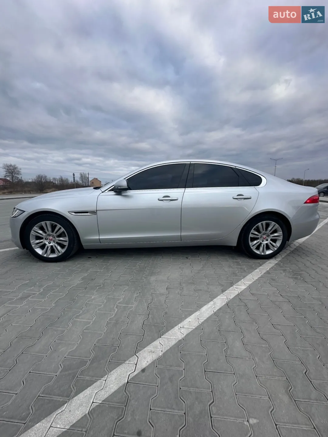 2016 Jaguar XF - мініатюра 5