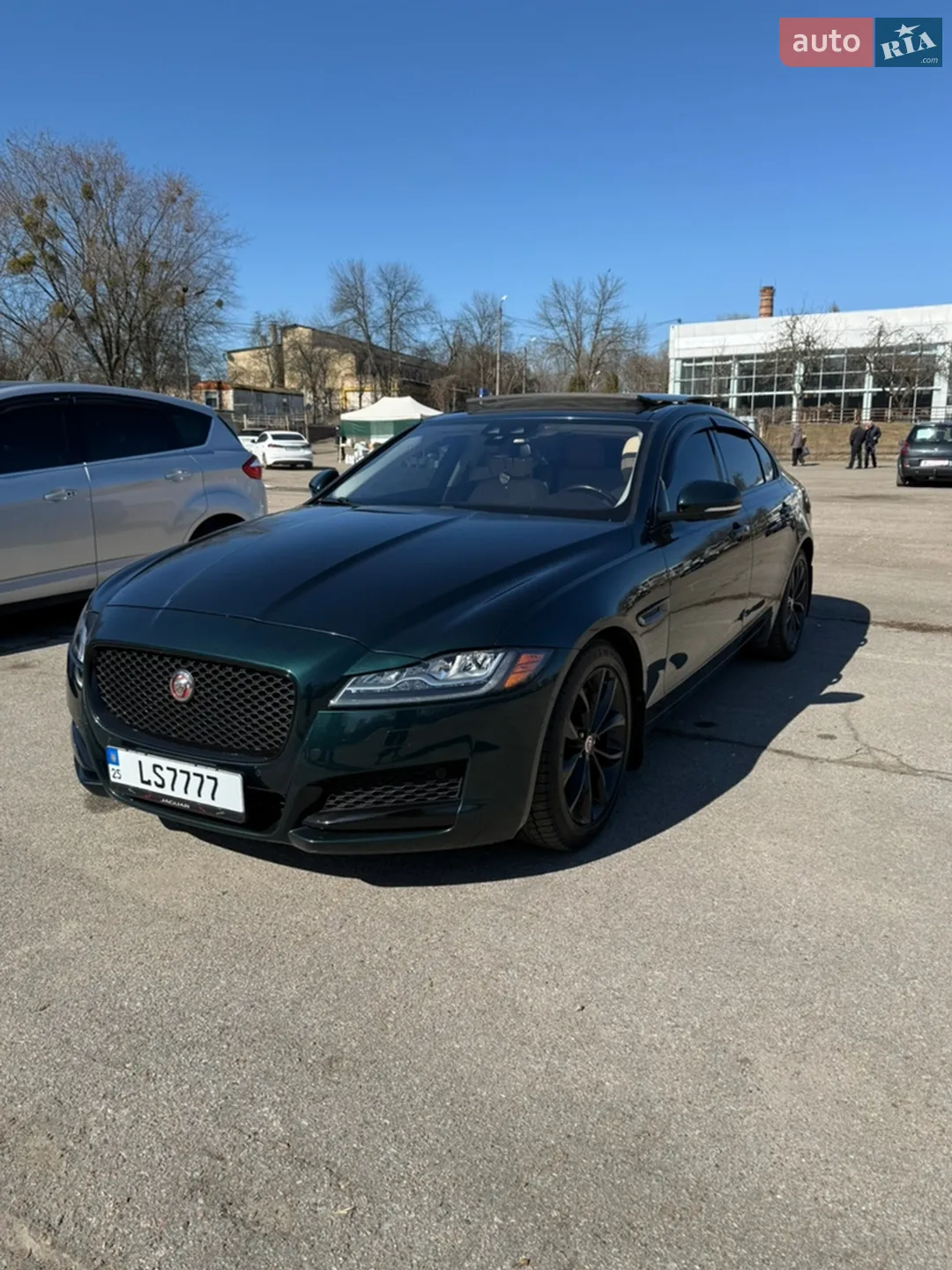 2016 Jaguar XF - мініатюра 10