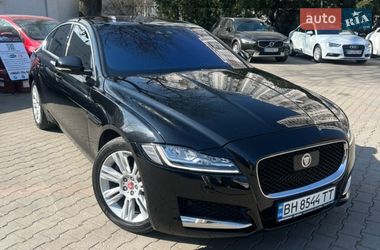 Седан Jaguar XF 2019 в Одесі