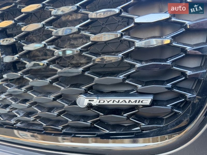 Седан Jaguar XF 2024 в Києві