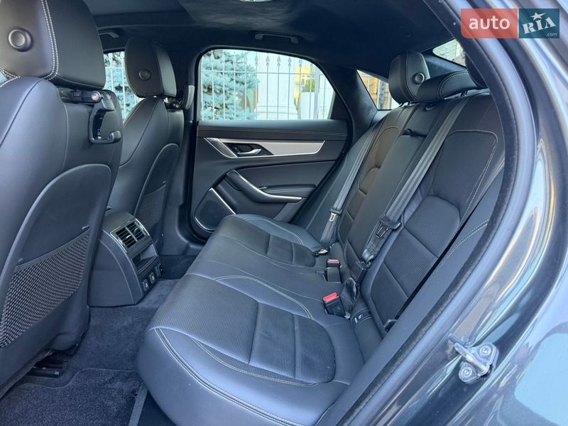 Седан Jaguar XF 2024 в Києві