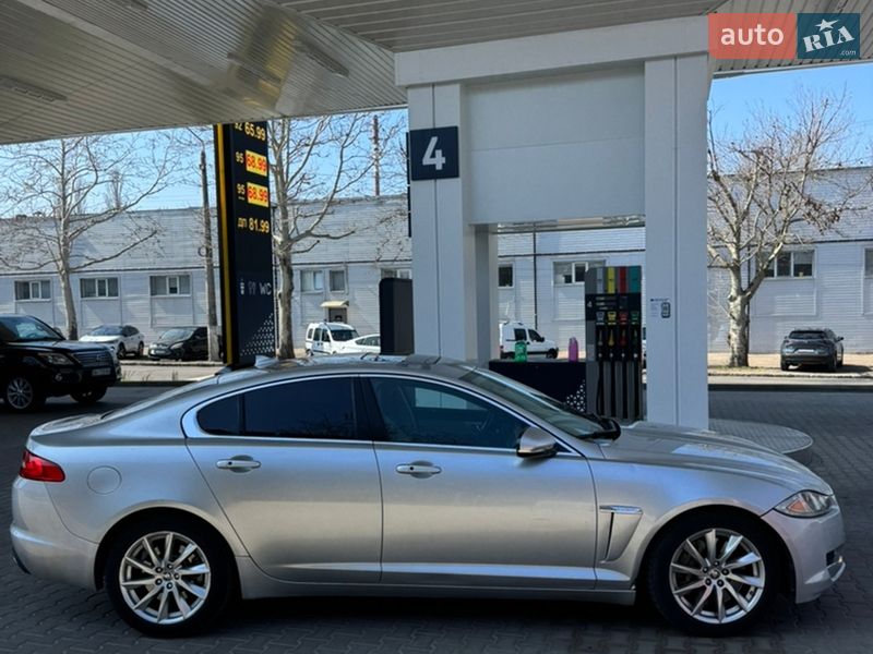 Седан Jaguar XF 2012 в Одессе