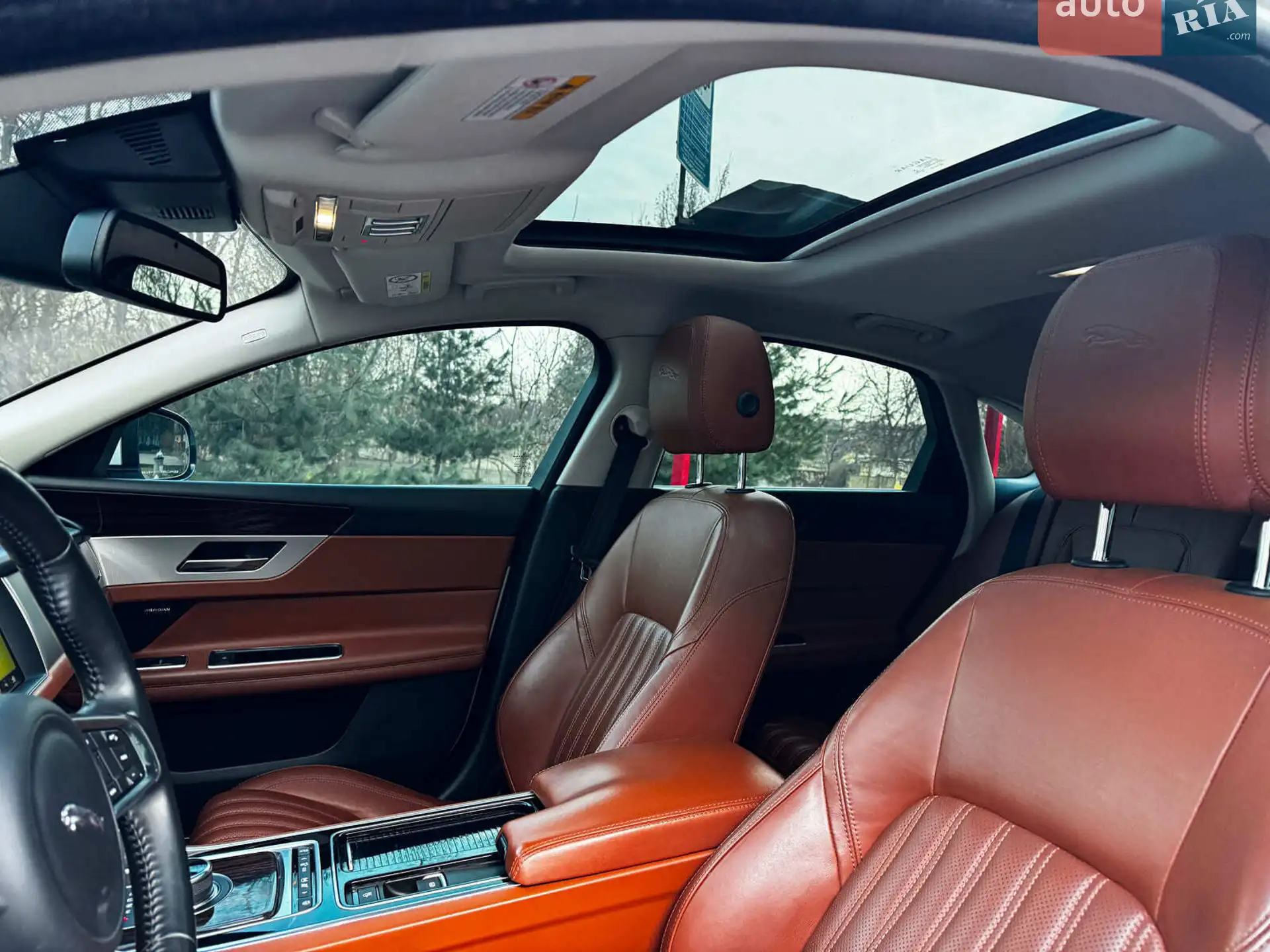 2017 Jaguar XF - мініатюра 32
