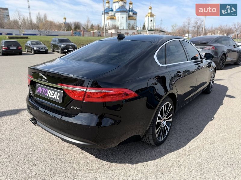 Седан Jaguar XF 2016 в Кривом Роге фото 26 Седан Jaguar XF 2016 в Кривом Роге