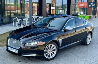 Седан Jaguar XF 2014 в Луцке