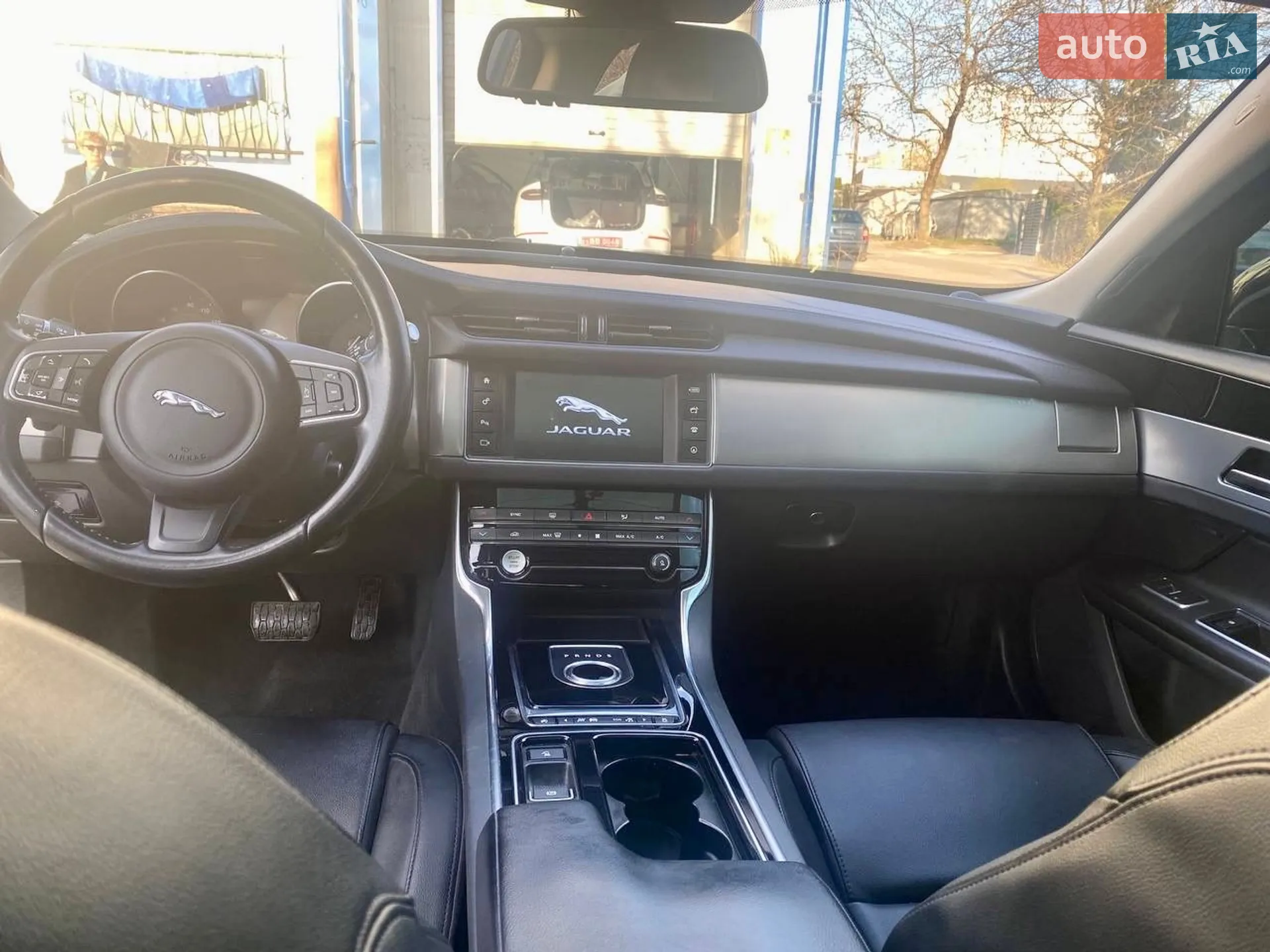 2015 Jaguar XF - мініатюра 10