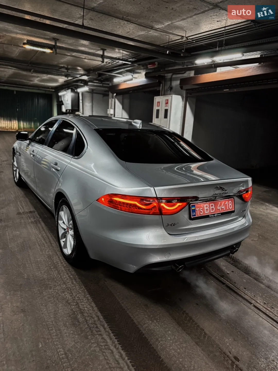 2017 Jaguar XF - мініатюра 3
