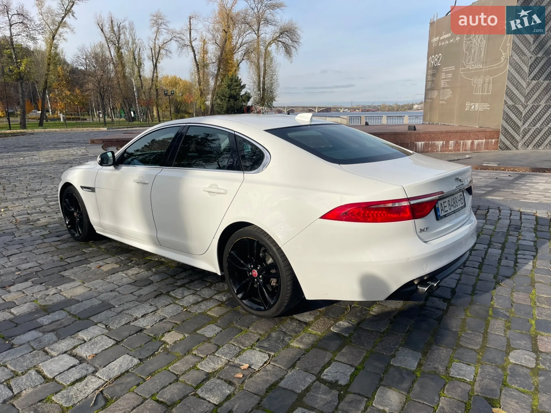 2017 Jaguar XF - мініатюра 7