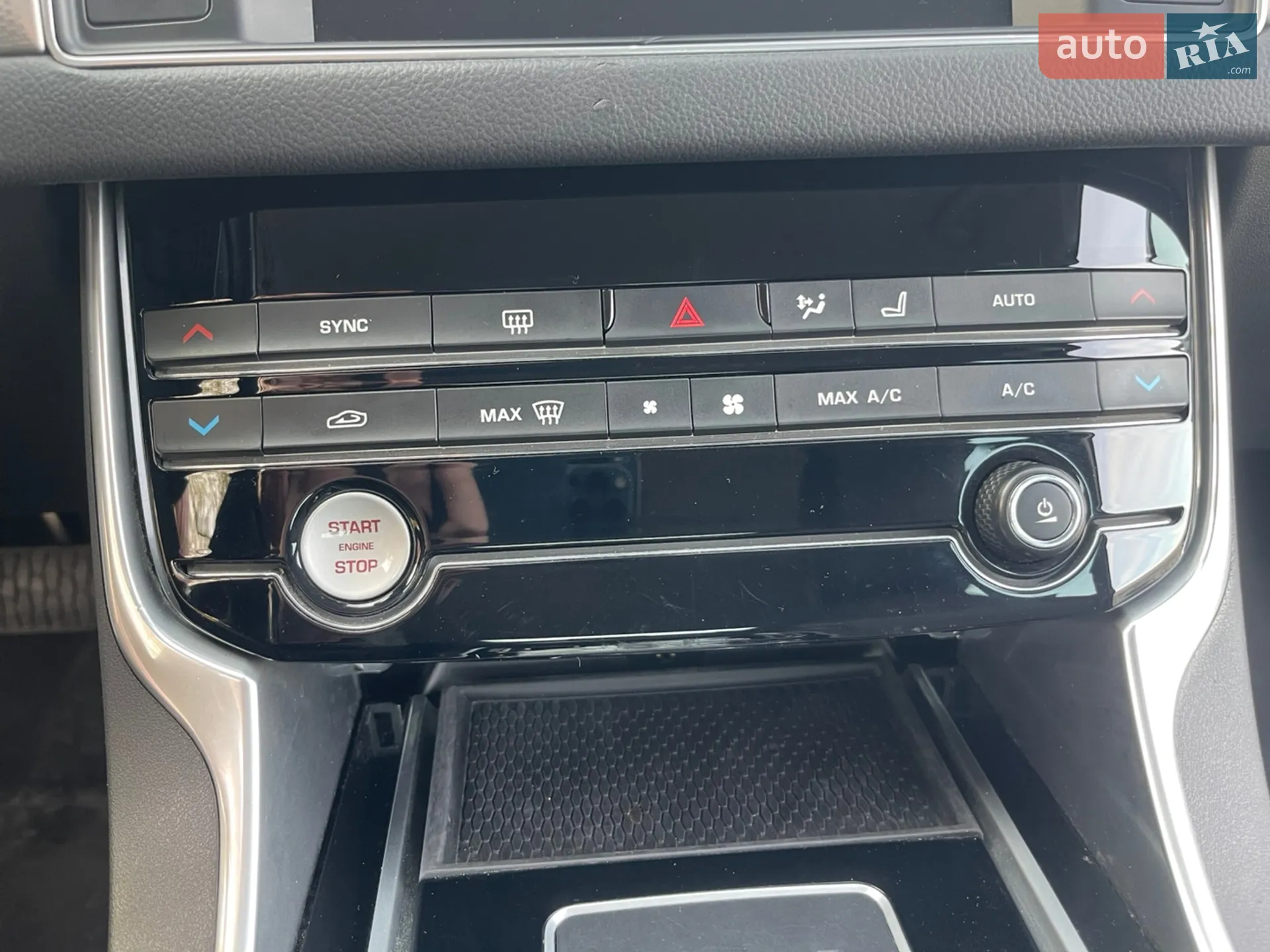 2017 Jaguar XF - мініатюра 42