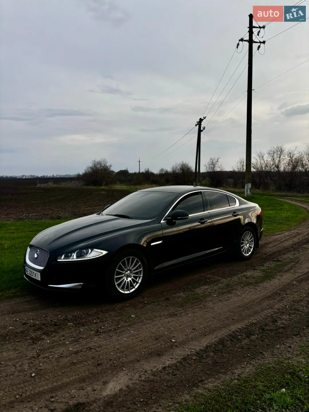 2012 Jaguar XF - мініатюра 3