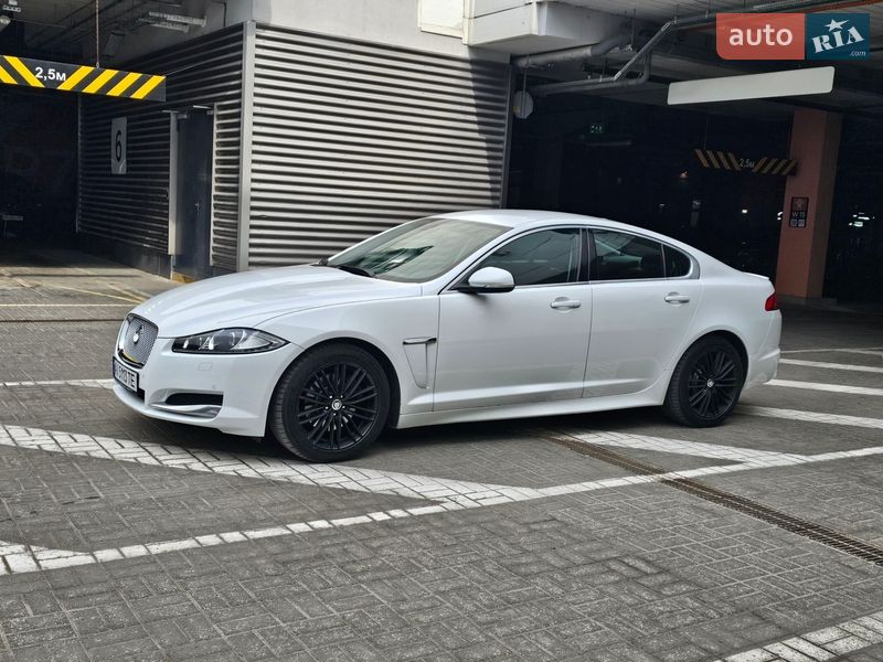 Седан Jaguar XF 2012 в Киеве фото 8 Седан Jaguar XF 2012 в Киеве