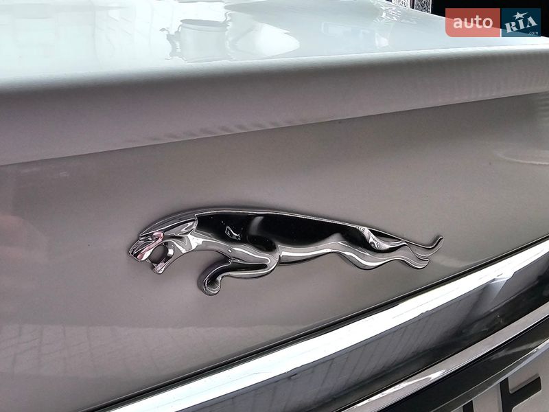 Седан Jaguar XF 2012 в Киеве фото 29 Седан Jaguar XF 2012 в Киеве